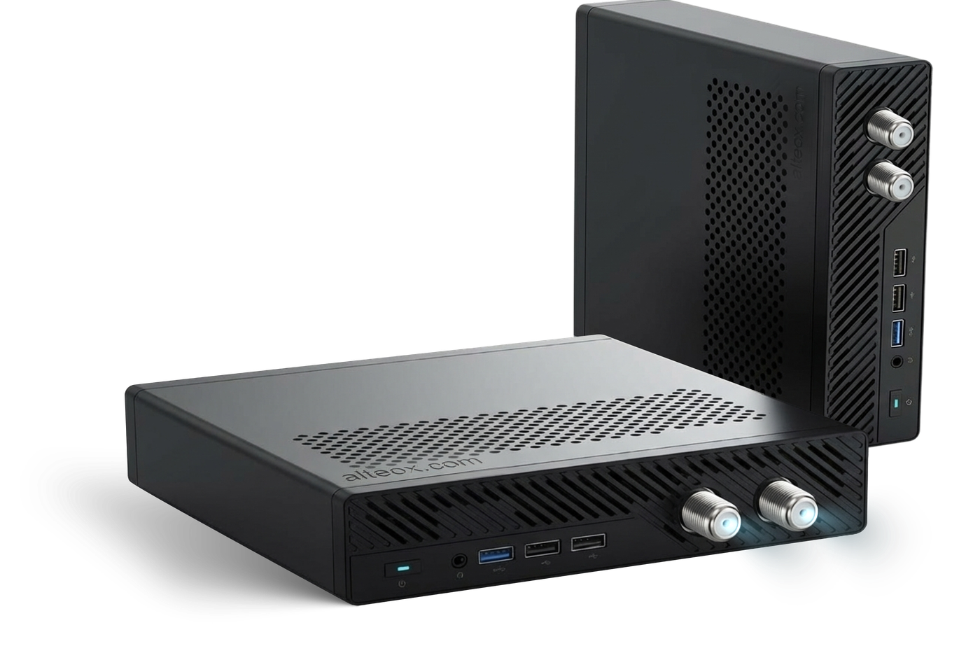 Le boîtier de diffusion en configuration DVB-C, avec la sortie coaxiale qui alimente le câble déjà installé